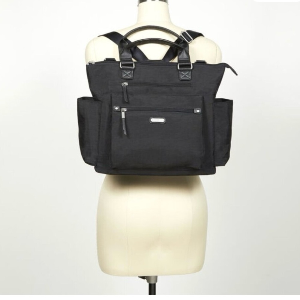 Baggallini Gray Travel Bag with RFID pouch and luggage strap - Picture 9 of 9